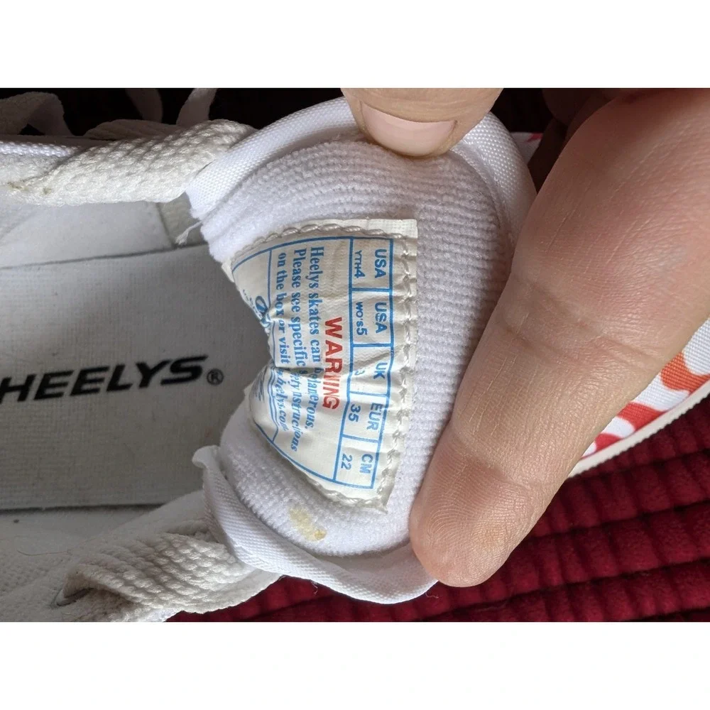 Heelys Pro 20 Rainbow Flames Sneakers Youth Size 4 Shoes Kids White Wheels